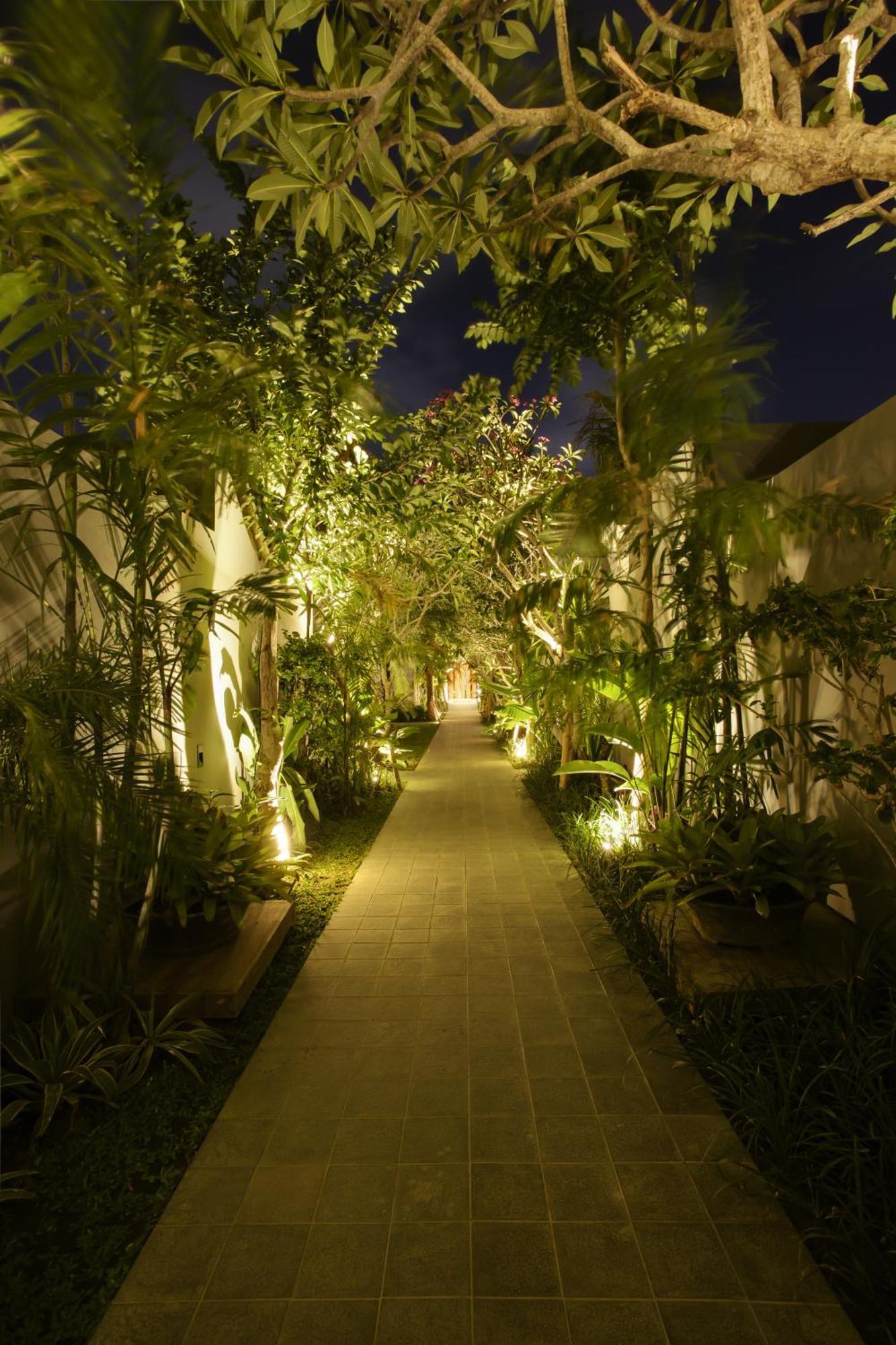 Koenokoeni Seminyak
